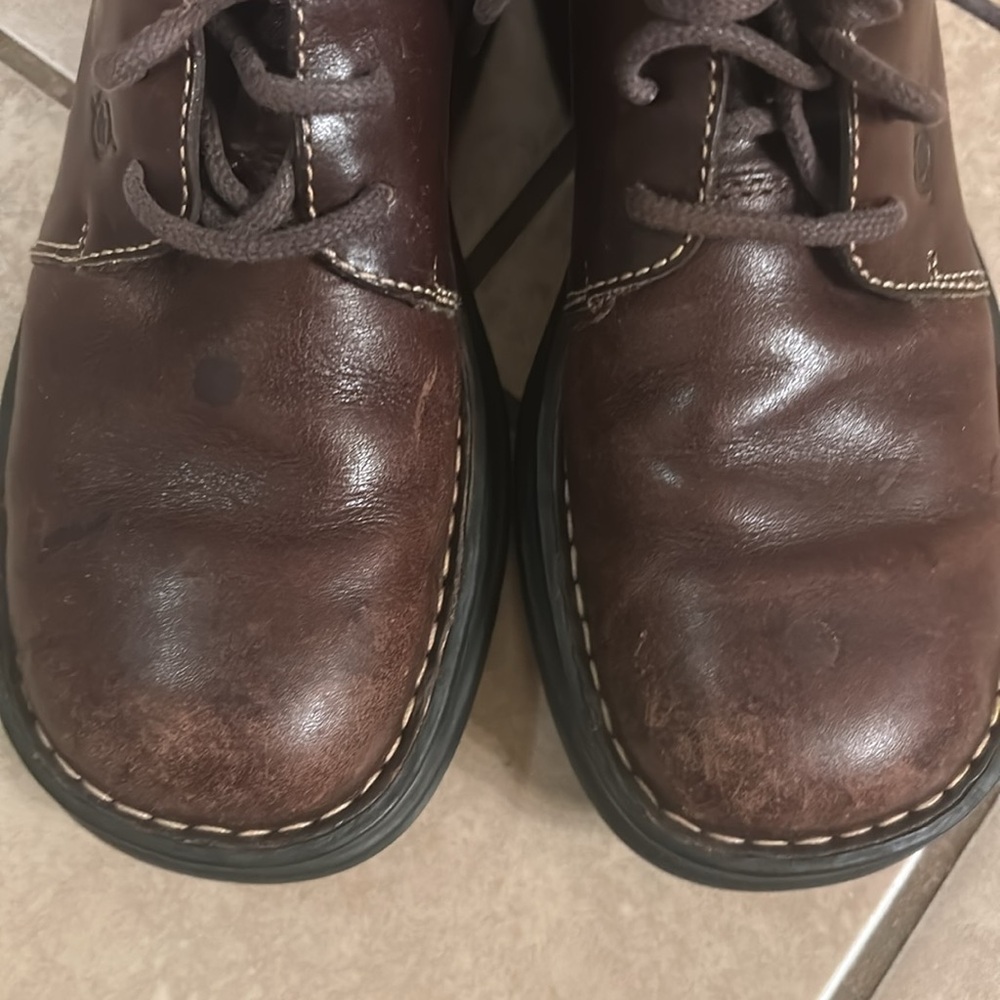 Born 7.5 women’s Brown Leather Boots - Picture 4 of 8